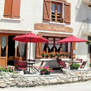 https://chalet-vacances-la-vigogne.hotels-rhonealpes.com